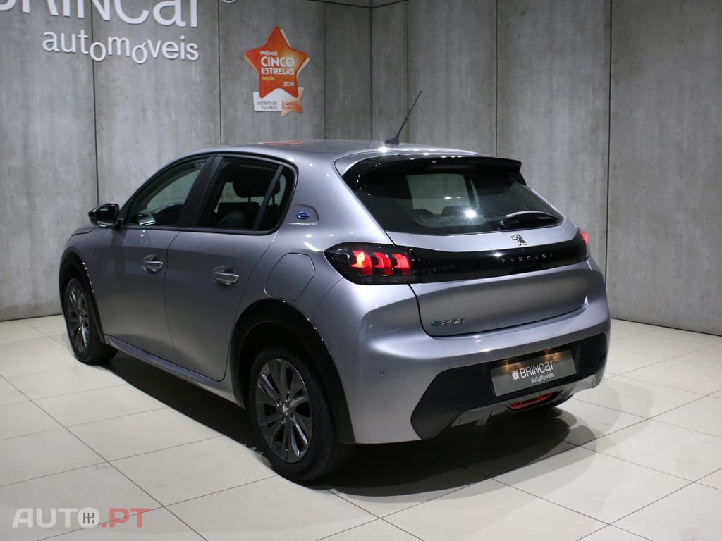 Peugeot E-208 50 kWh Active Pack