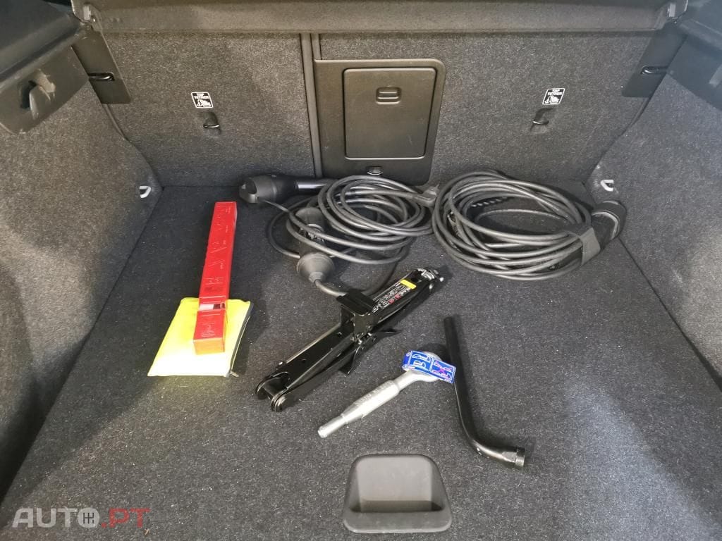 Volvo XC40 1.5 T4 PHEV R-Design