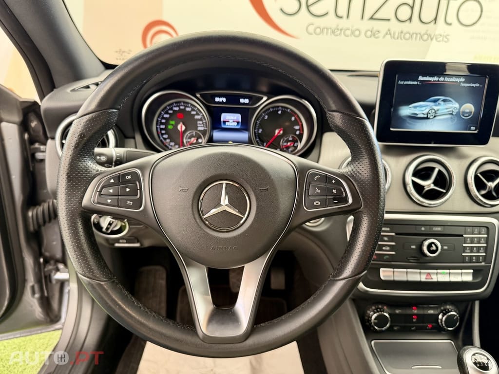Mercedes-Benz CLA 180 d Urban