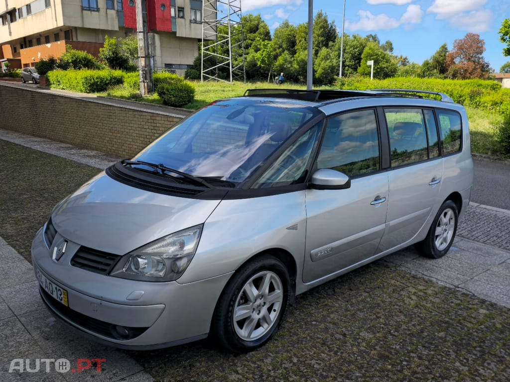 Renault Grand Espace Initiale Paris