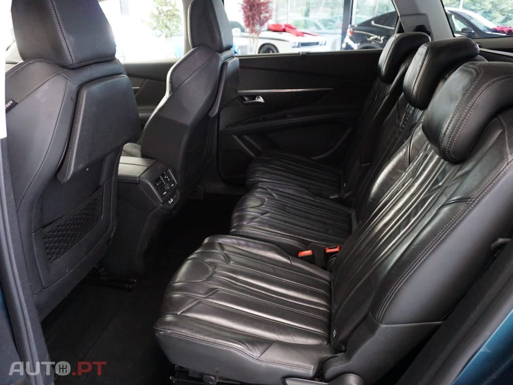 Peugeot 5008 1.2 PureTech Allure Grip Control