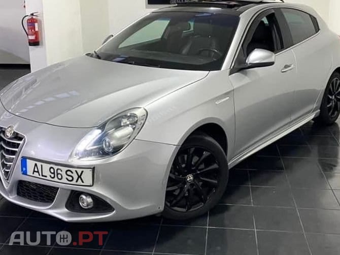 Alfa Romeo Giulietta 2.0 JTDm Sprint Speciale