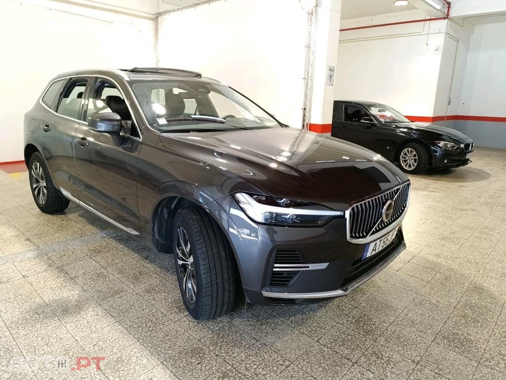 Volvo XC60 2.0 T6 PHEV Core AWD