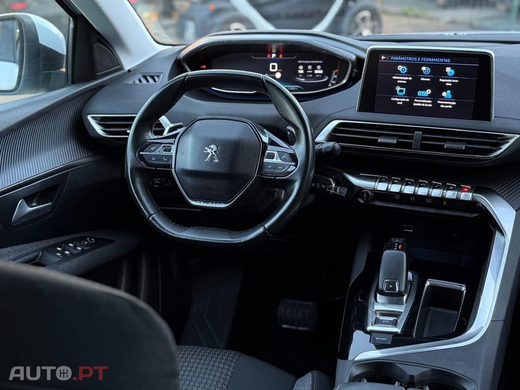 Peugeot 3008 1.5 BlueHDi Active Pack EAT8