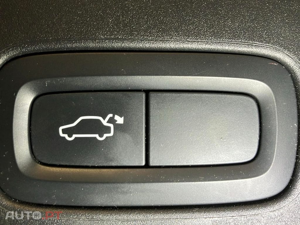 Volvo V90 2.0 T8 R-Design AWD Geartronic