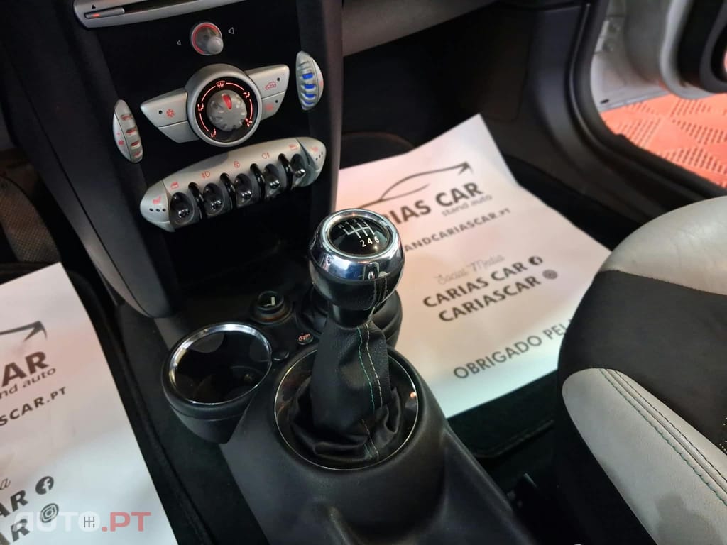 MINI Cooper D Edição Camden 50 anos