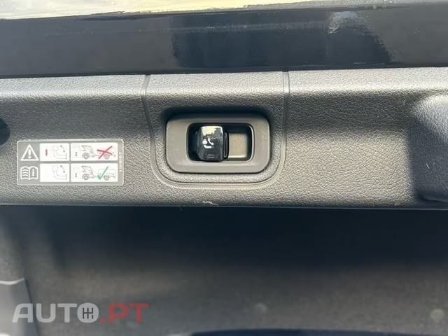 Mercedes-Benz EQE 300 AMG & Night Pack