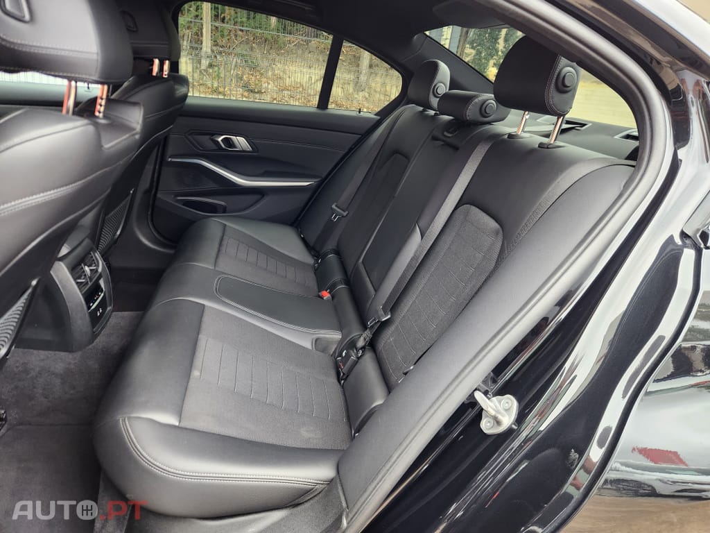 BMW 320 e Line Sport Auto