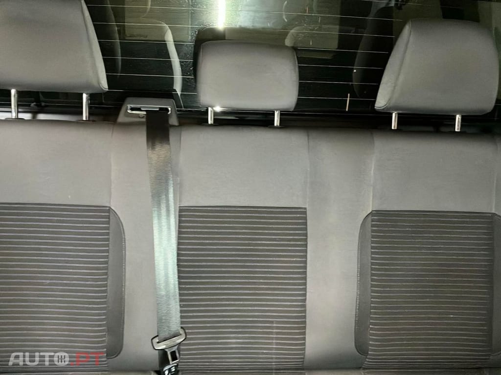 Volkswagen Amarok 2.0 BITDI 180 HIGH LINE 4MOTION