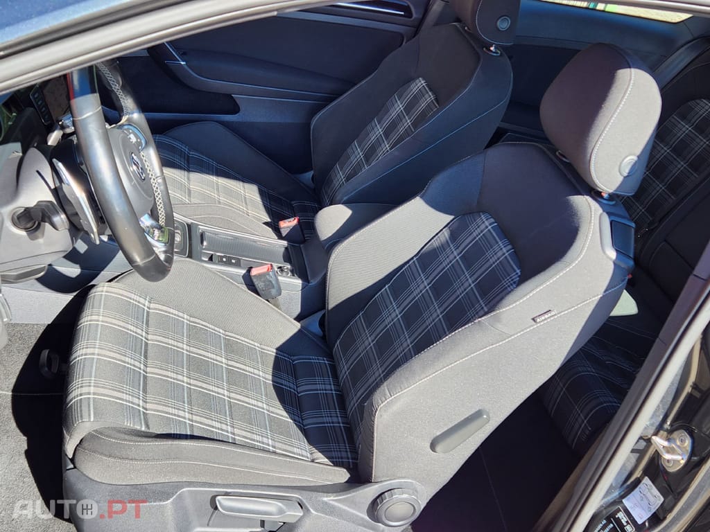 Volkswagen Golf 2.0 TDi GTD DSG