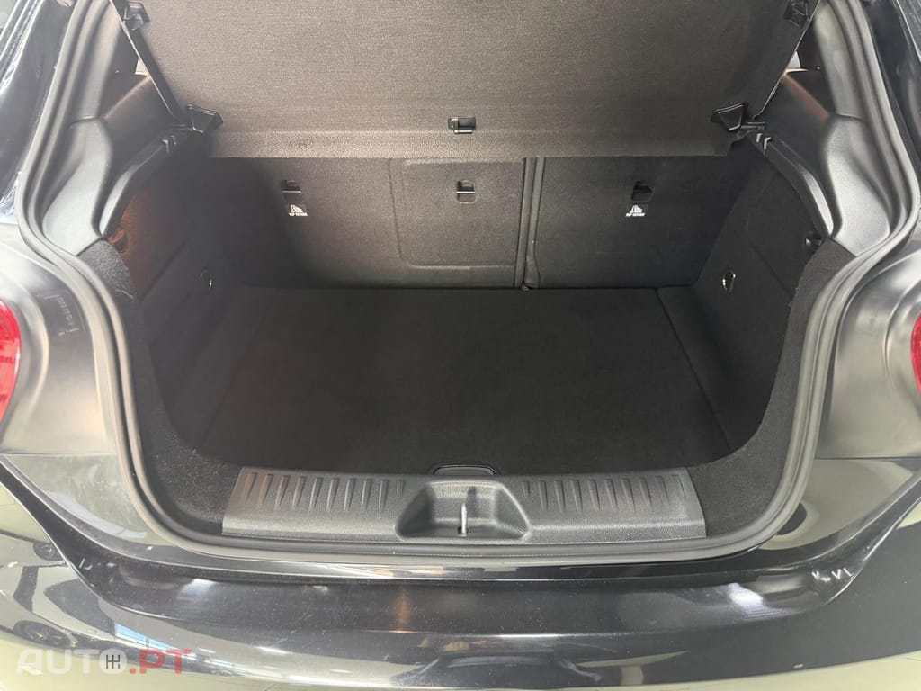 Mercedes-Benz A 180 7G-DCT AMG Line