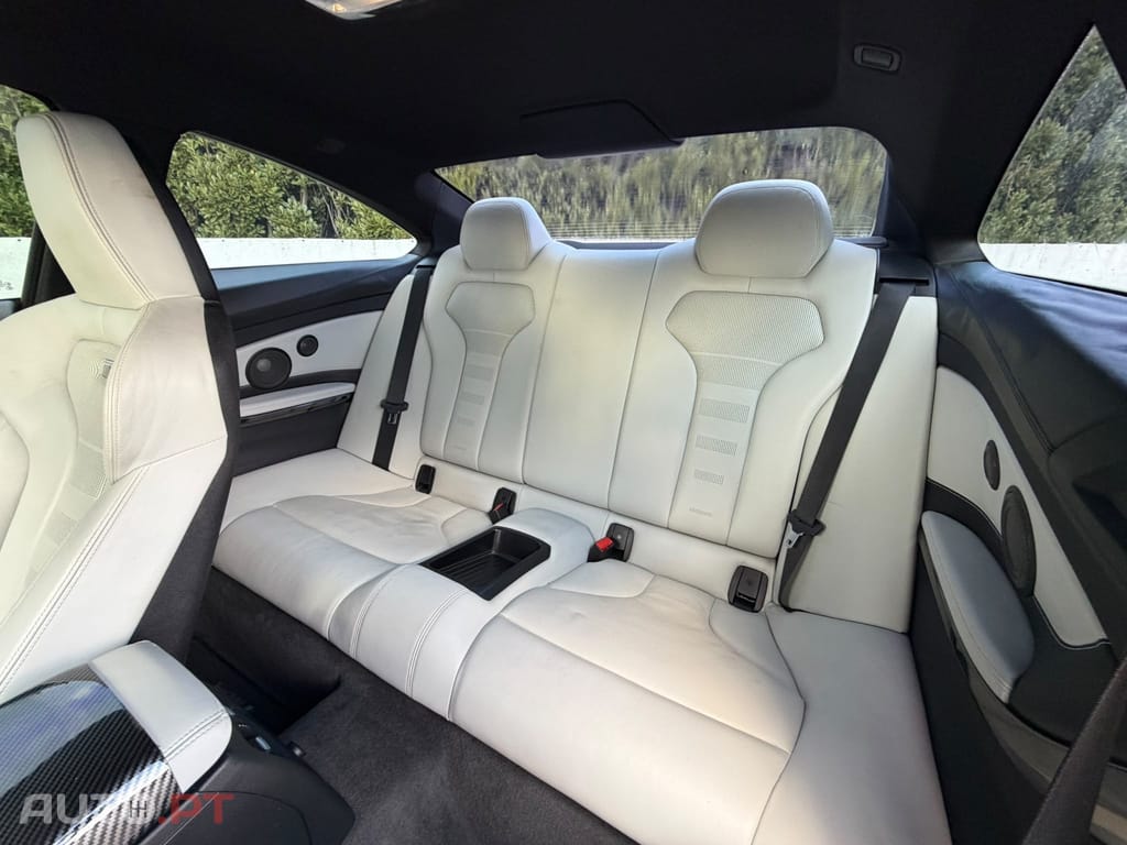 BMW M4 Auto