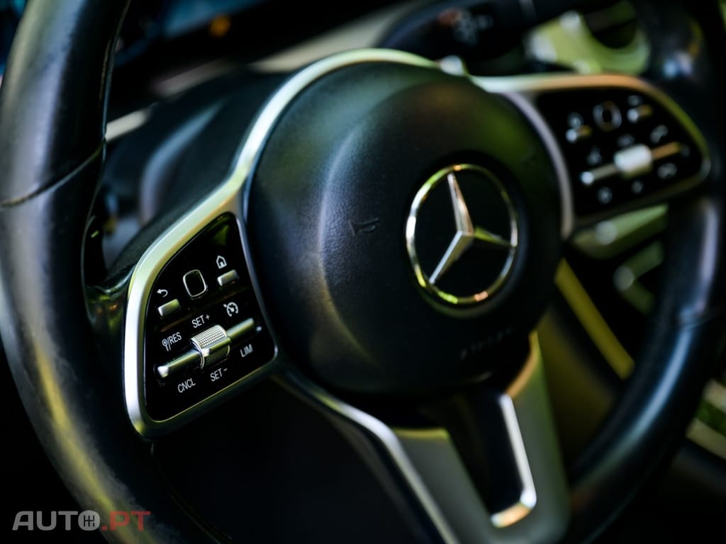 Mercedes-Benz E 220 d Avantgarde