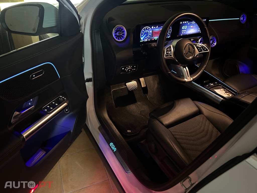 Mercedes-Benz EQA 300 4 matic