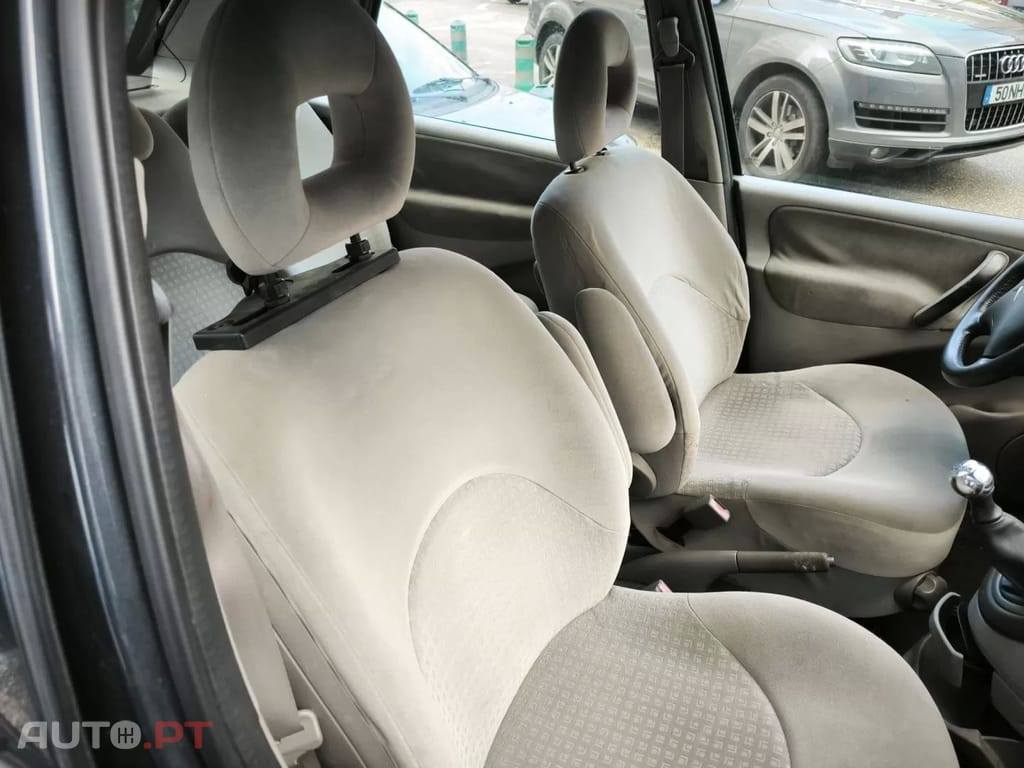 Citroen Xsara Picasso 1.6i Exclusive