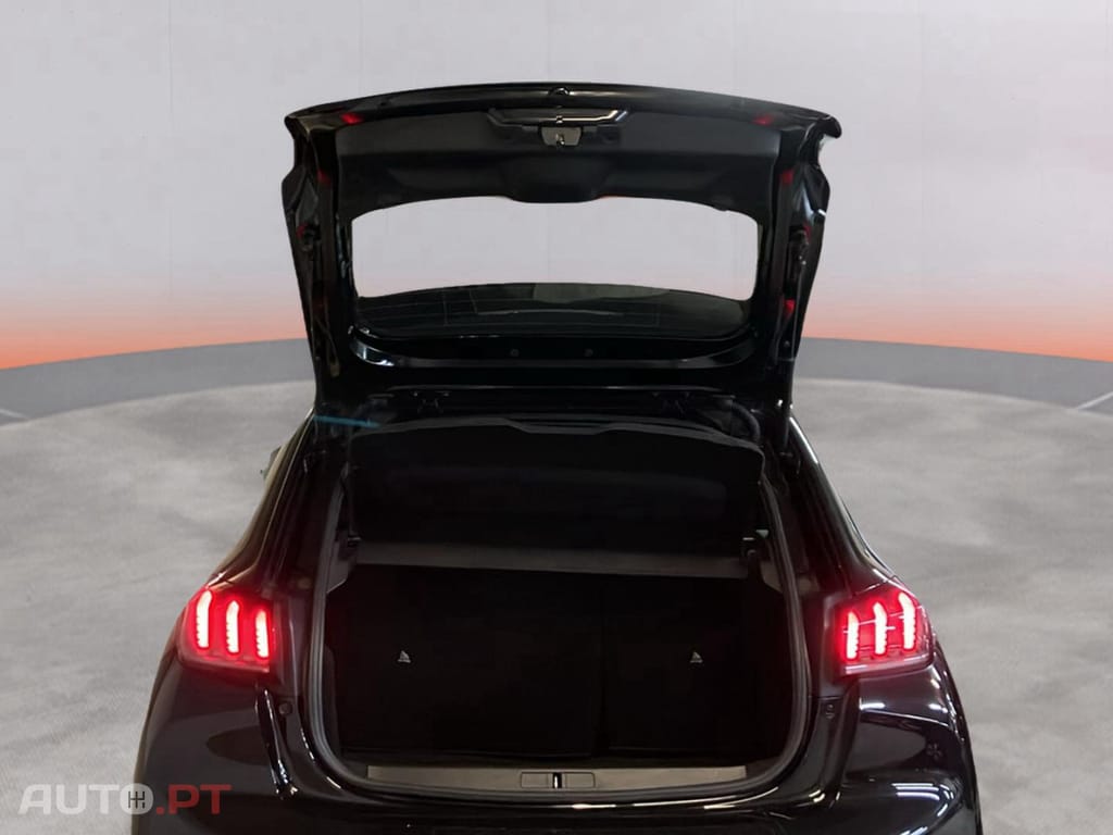 Peugeot E-208 50 KWh Allure Pack