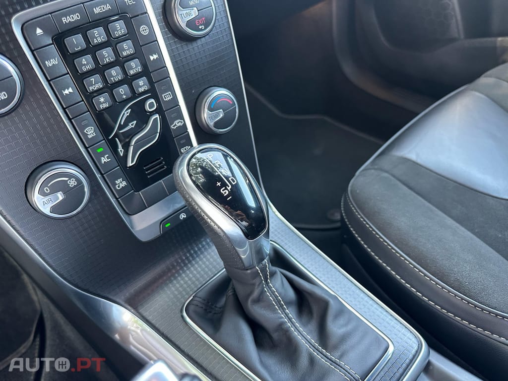Volvo V40 1.5 T3 Sport Edition R Geartronic