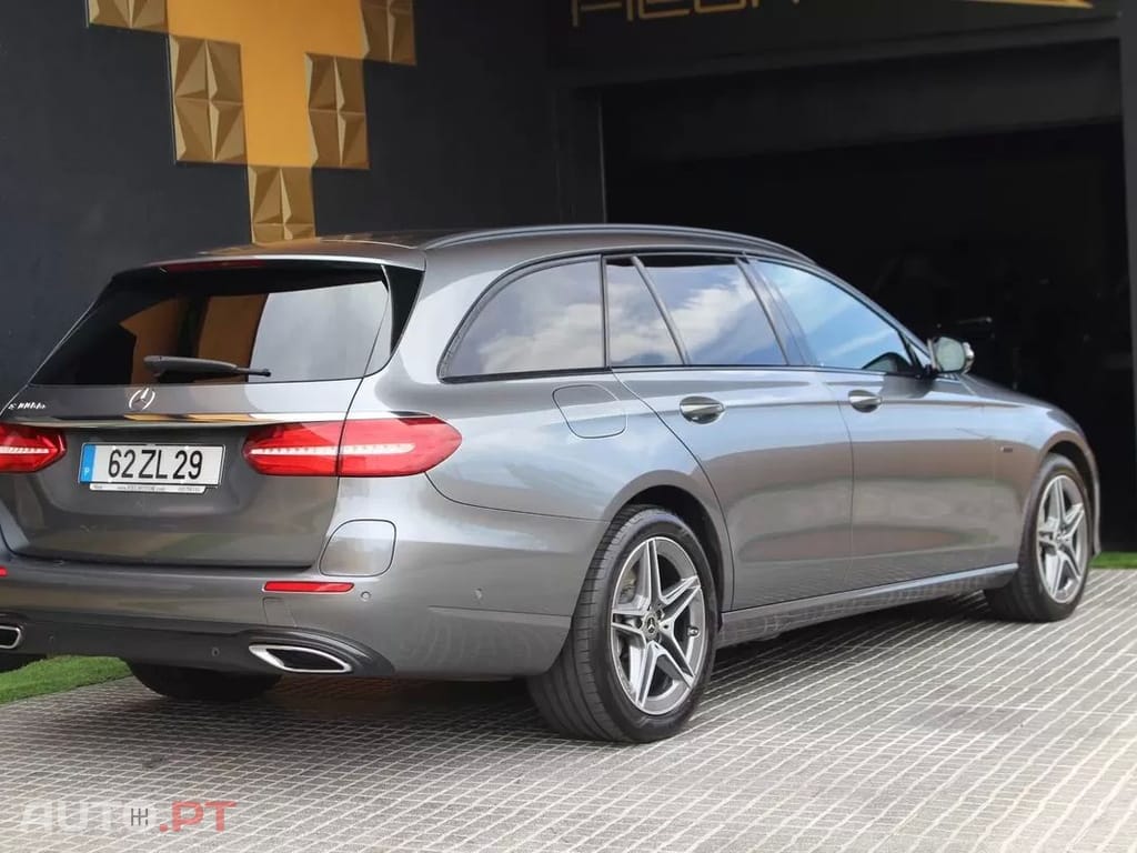 Mercedes-Benz E 300 de AMG Line