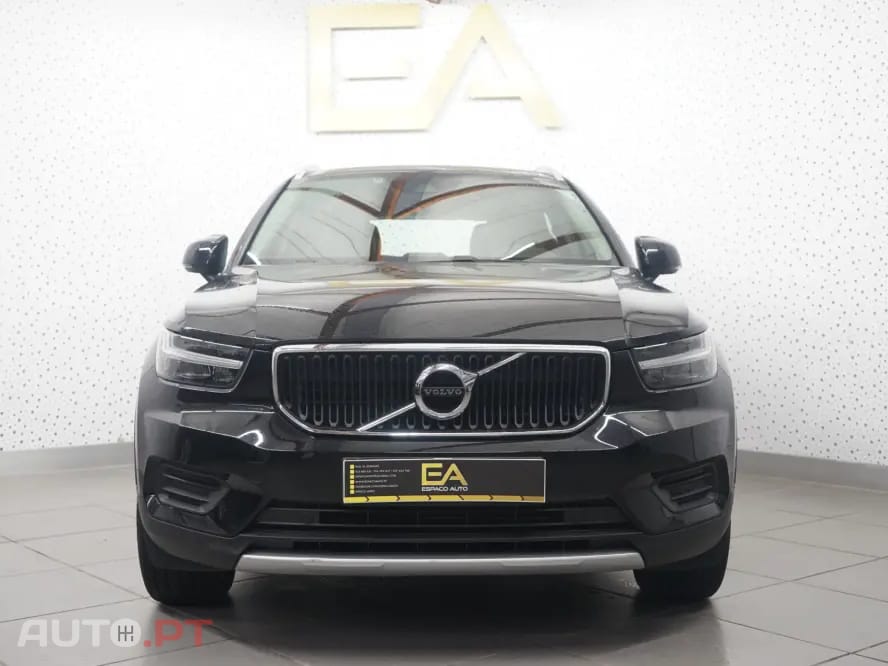 Volvo XC40 2.0 D3 Momentum