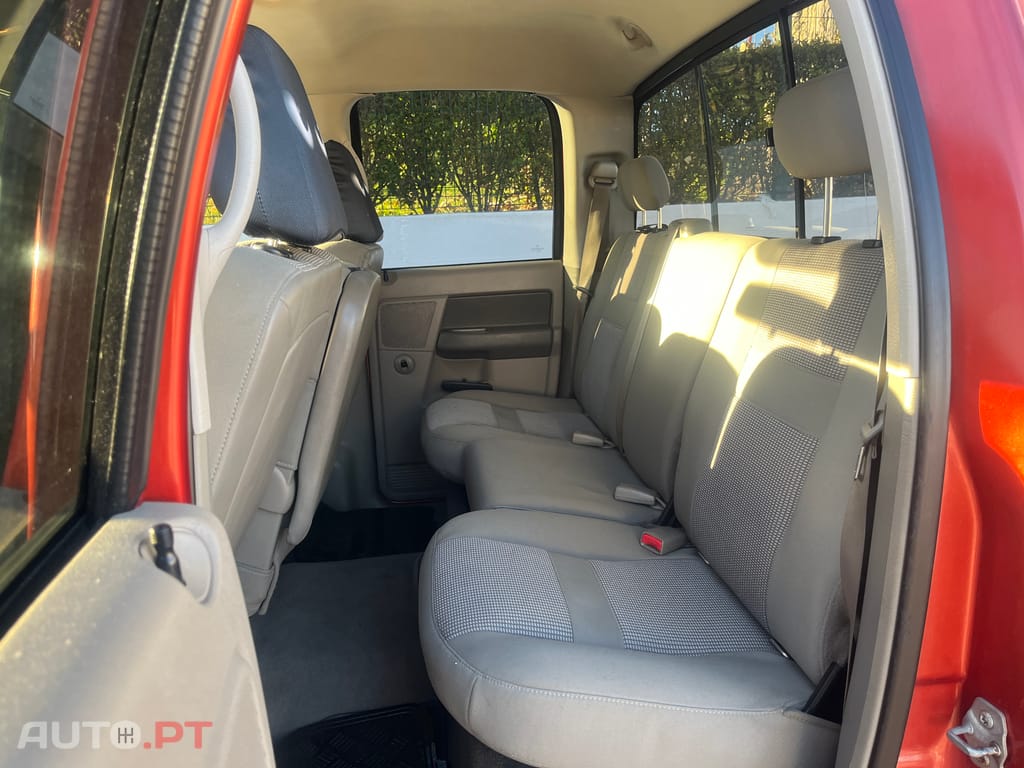 Dodge RAM 4.7 v8 235cv Big Horn Edition