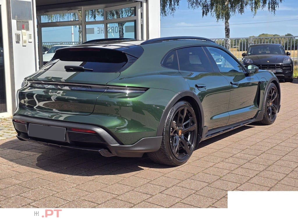 Porsche Taycan 4S