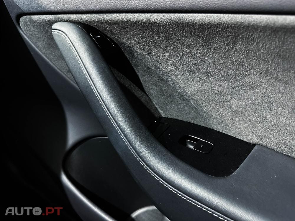 Tesla Model 3 Long-Range Dual Motor AWD