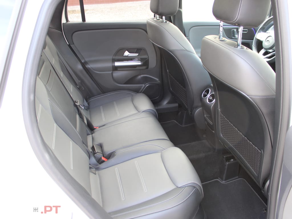 Mercedes-Benz GLA 200 AMG Line