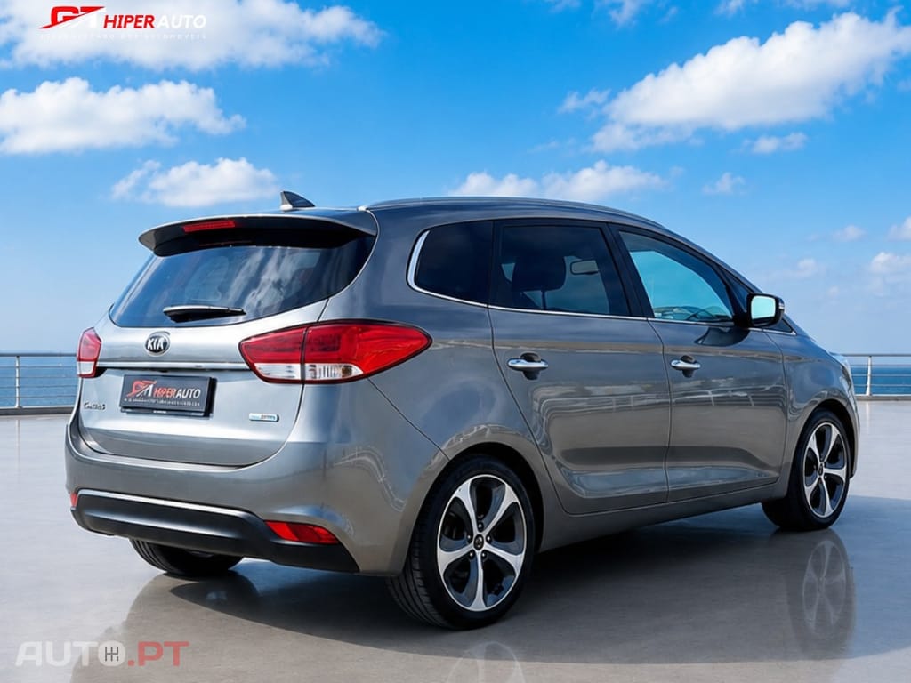Kia Carens 1.7 CRDi ISG TX