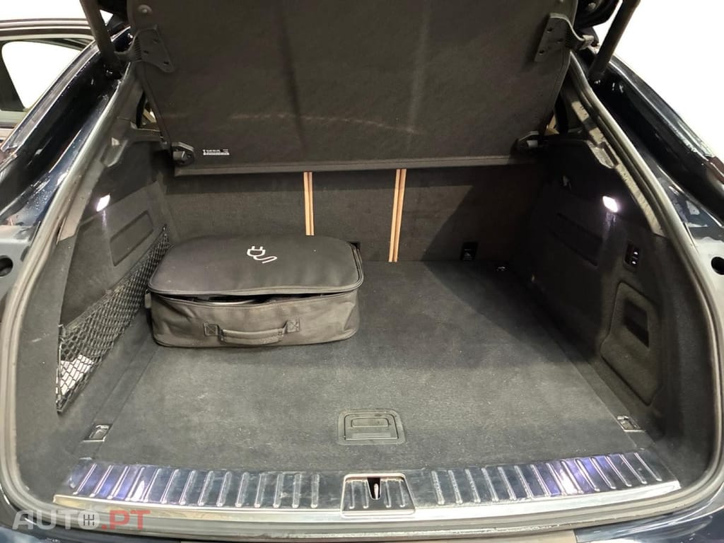 Porsche Cayenne E-Hybrid Tiptronic Platinum Edition