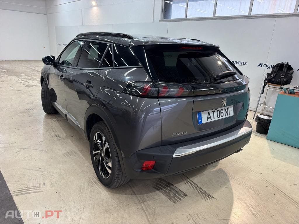 Peugeot 2008 1.5 BlueHDi Allure
