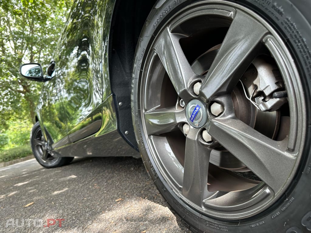 Volvo V40 2.0 D2 Momentum Eco