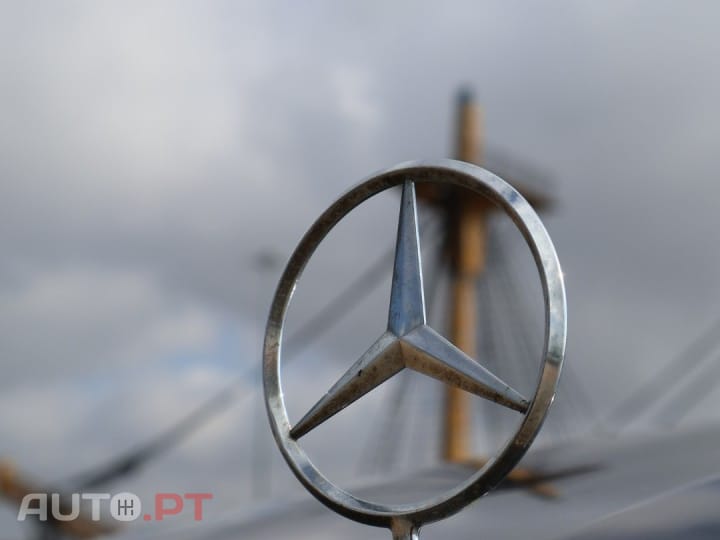 Mercedes-Benz E 350 CDi Avantgarde BlueEfficiency