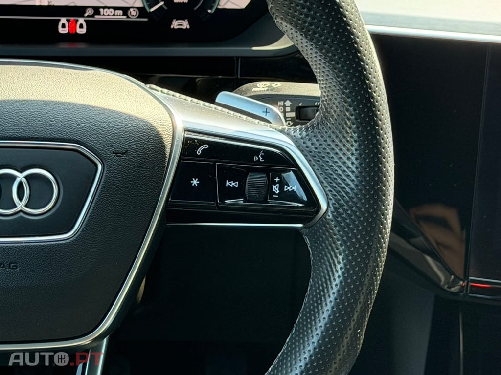 Audi E-Tron 55 quattro S line