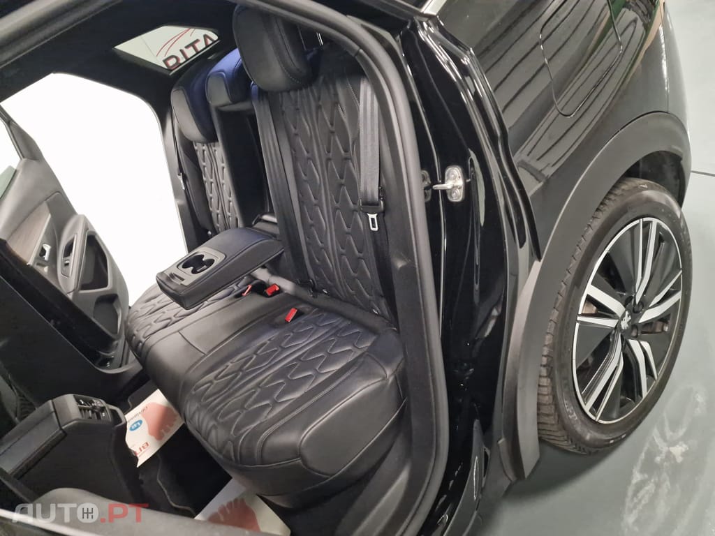Peugeot 3008 1.6 Hybrid4 GT Line e-EAT8
