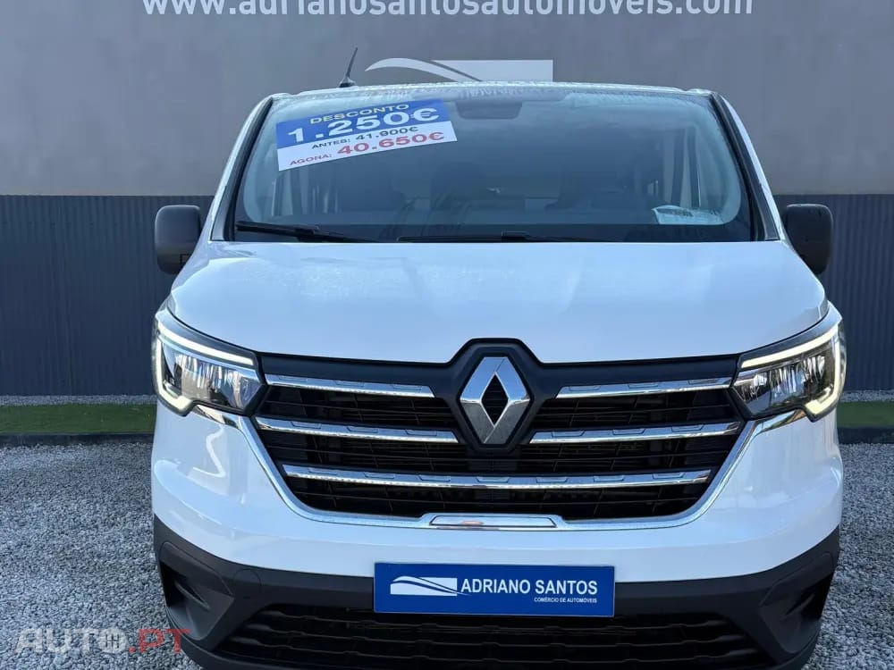 Renault Trafic 2.0 DCI L2 LONGA — fotografia 2