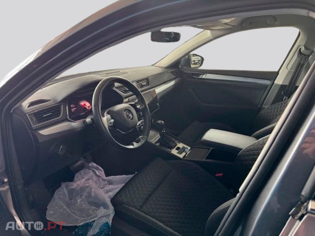 Skoda Superb Break Ambition DSG I.V.A DEDUTIVEL