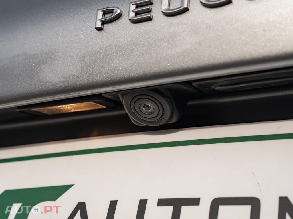 Peugeot 308 1.2 PureTech Allure J18