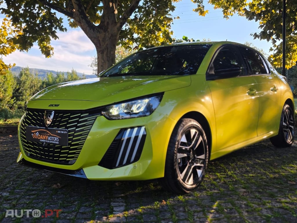 Peugeot E-208 50 kWh Allure Pack