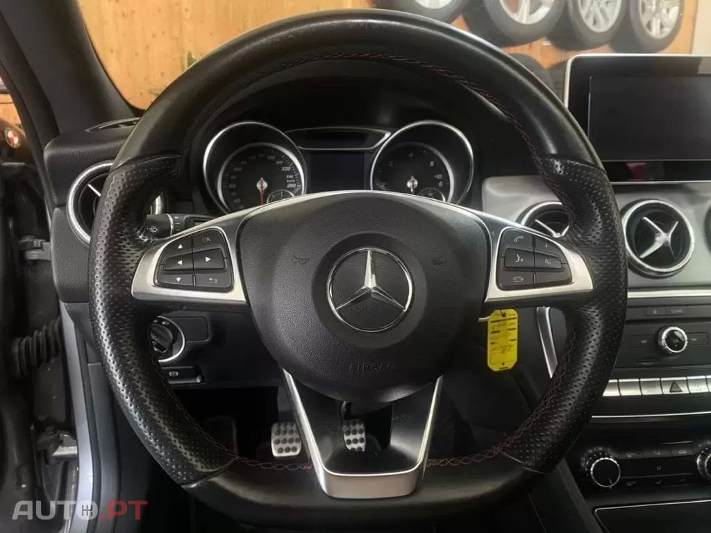 Mercedes-Benz CLA 180 d Shooting Brake AMG Line