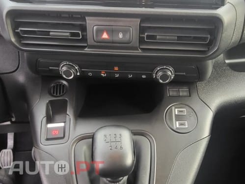 Peugeot Partner 1.5 BlueHDi Pemium Longa