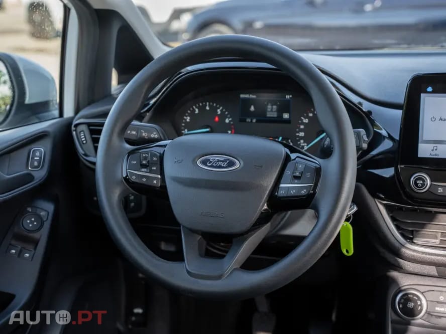 Ford Fiesta 1.1 Ti-VCT Connected