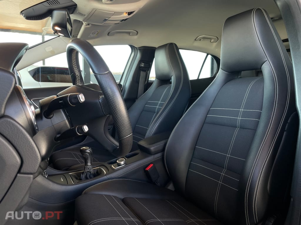 Mercedes-Benz GLA 180 d Urban