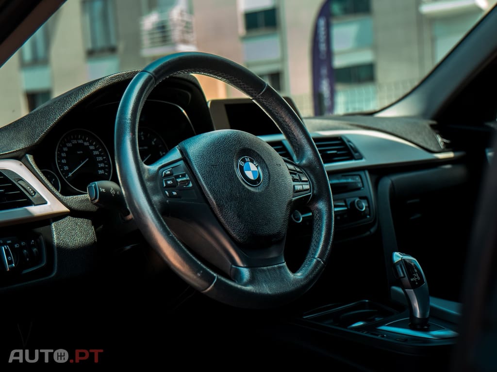 BMW 318 d Touring Auto