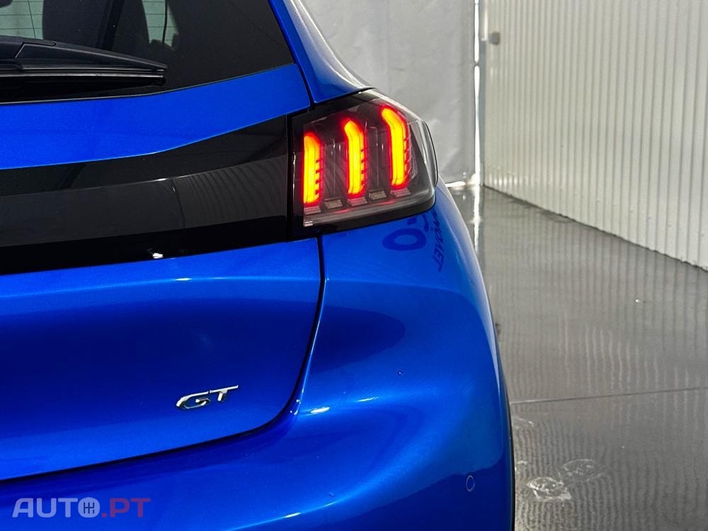 Peugeot E-208 50 kWh GT Pack