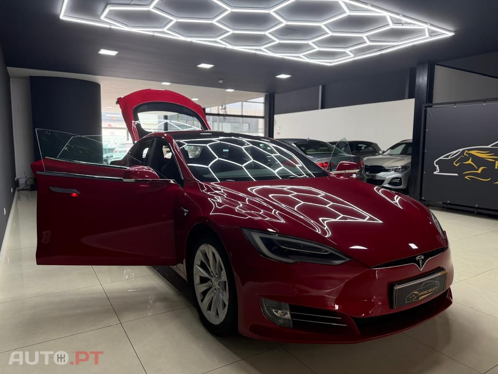 Tesla Model S 75D