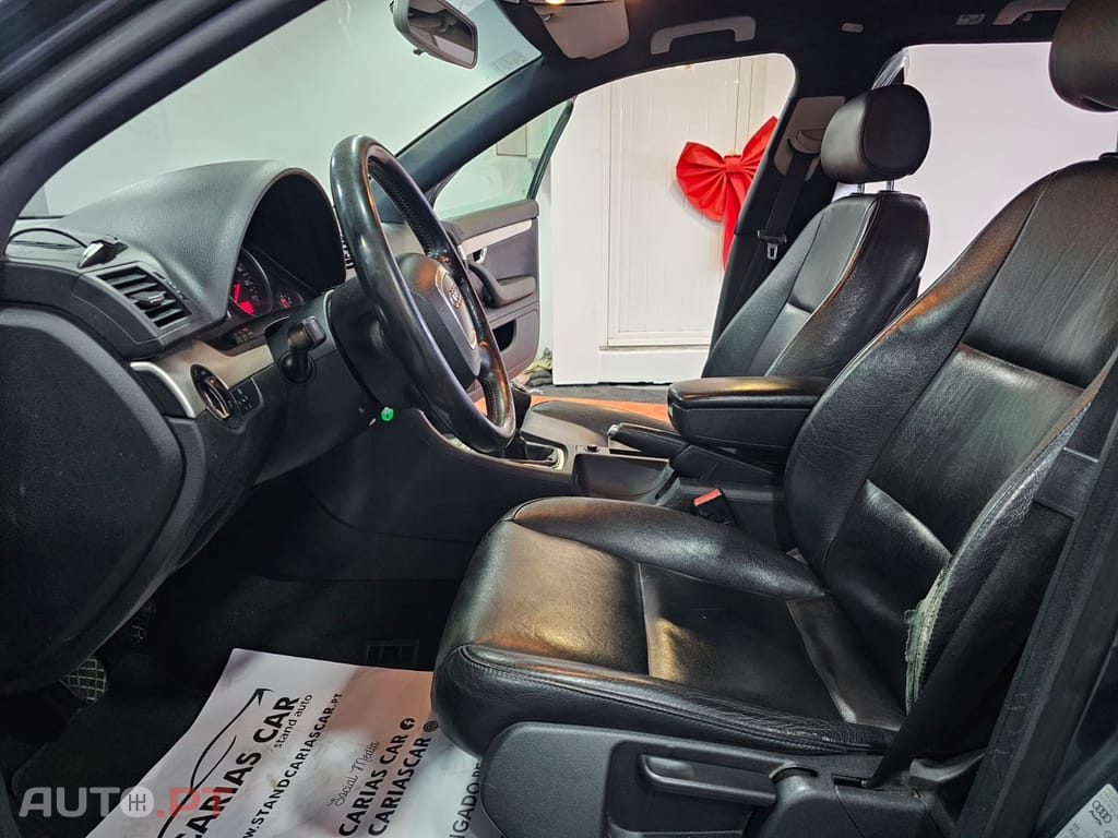 Audi A4 Avant 2.0 TDi S-line