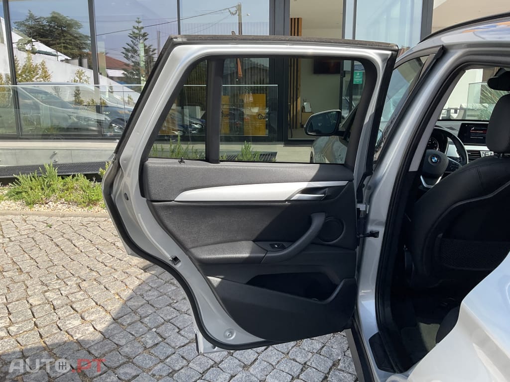 BMW X1 16 d sDrive Auto