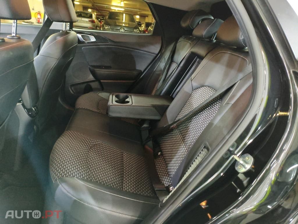 Kia Xceed 1.6 GDi PHEV Drive