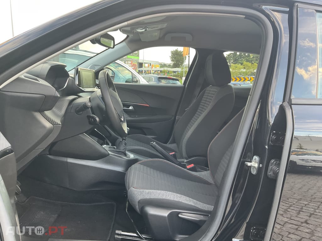 Peugeot 2008 1.2 PureTech Active