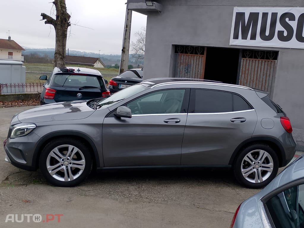 Mercedes-Benz GLA 180 pack amg